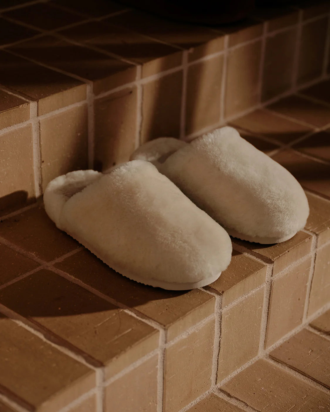 Hommey Slippers — Cream