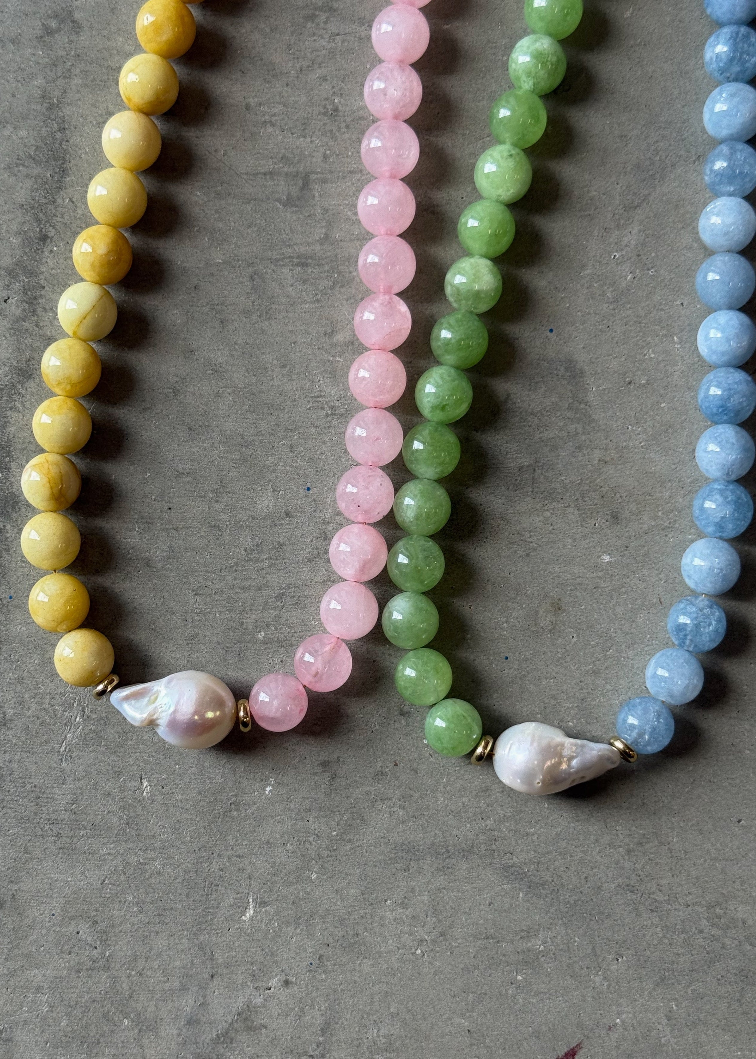 Iris Beaded w/ Pearl