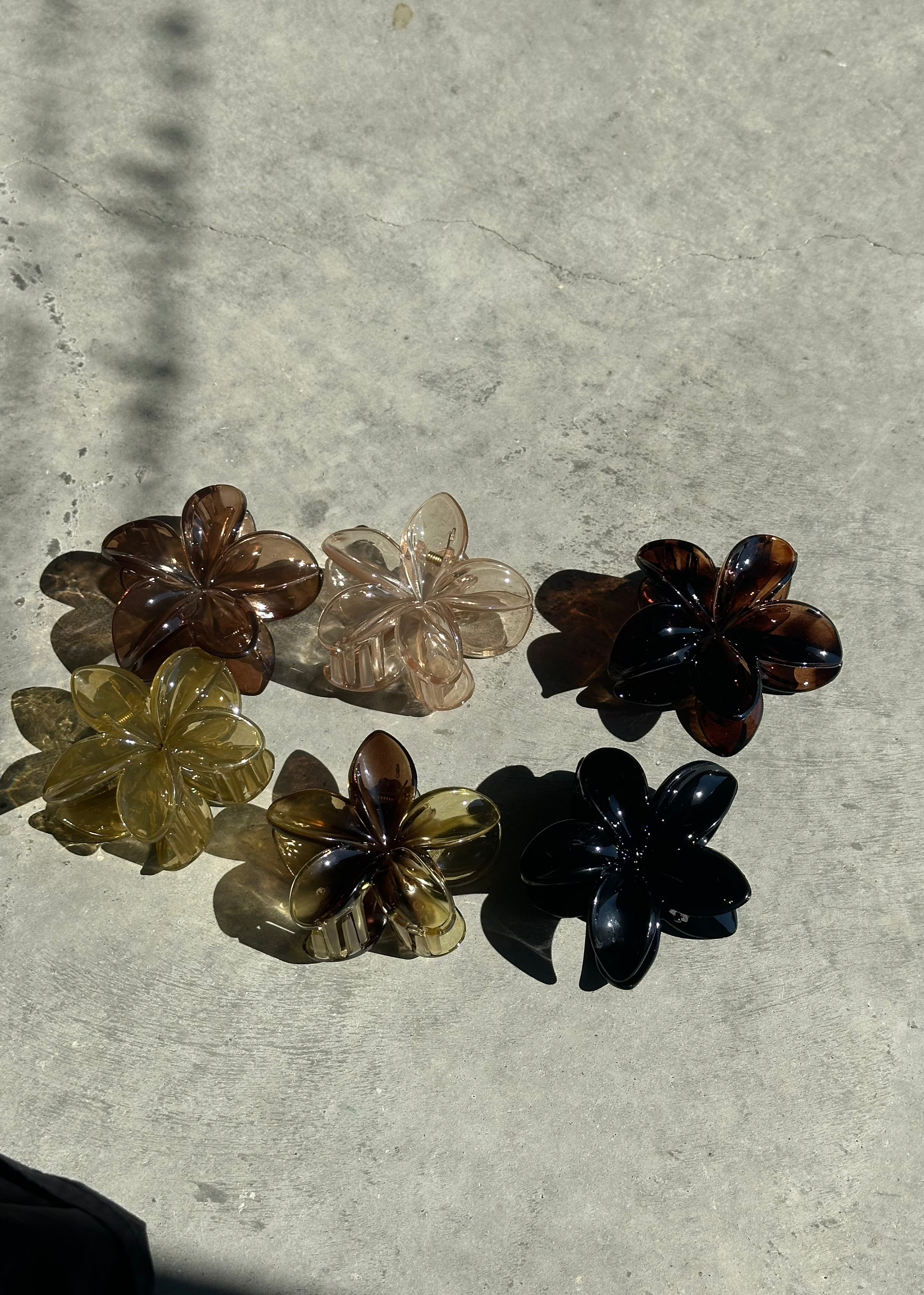 Flower Hair Clip — Neutrals