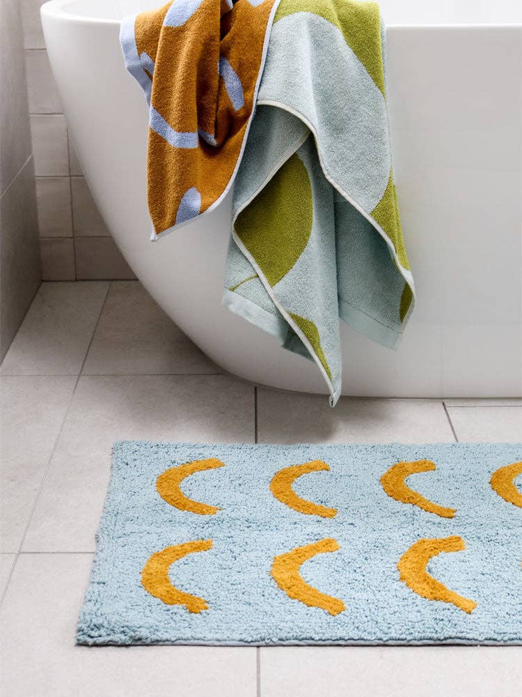 Blue Curve Bath Mat